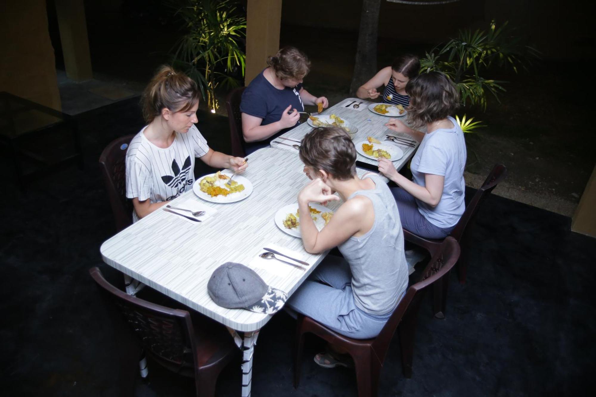 Family Resort Udawalawe Bagian luar foto